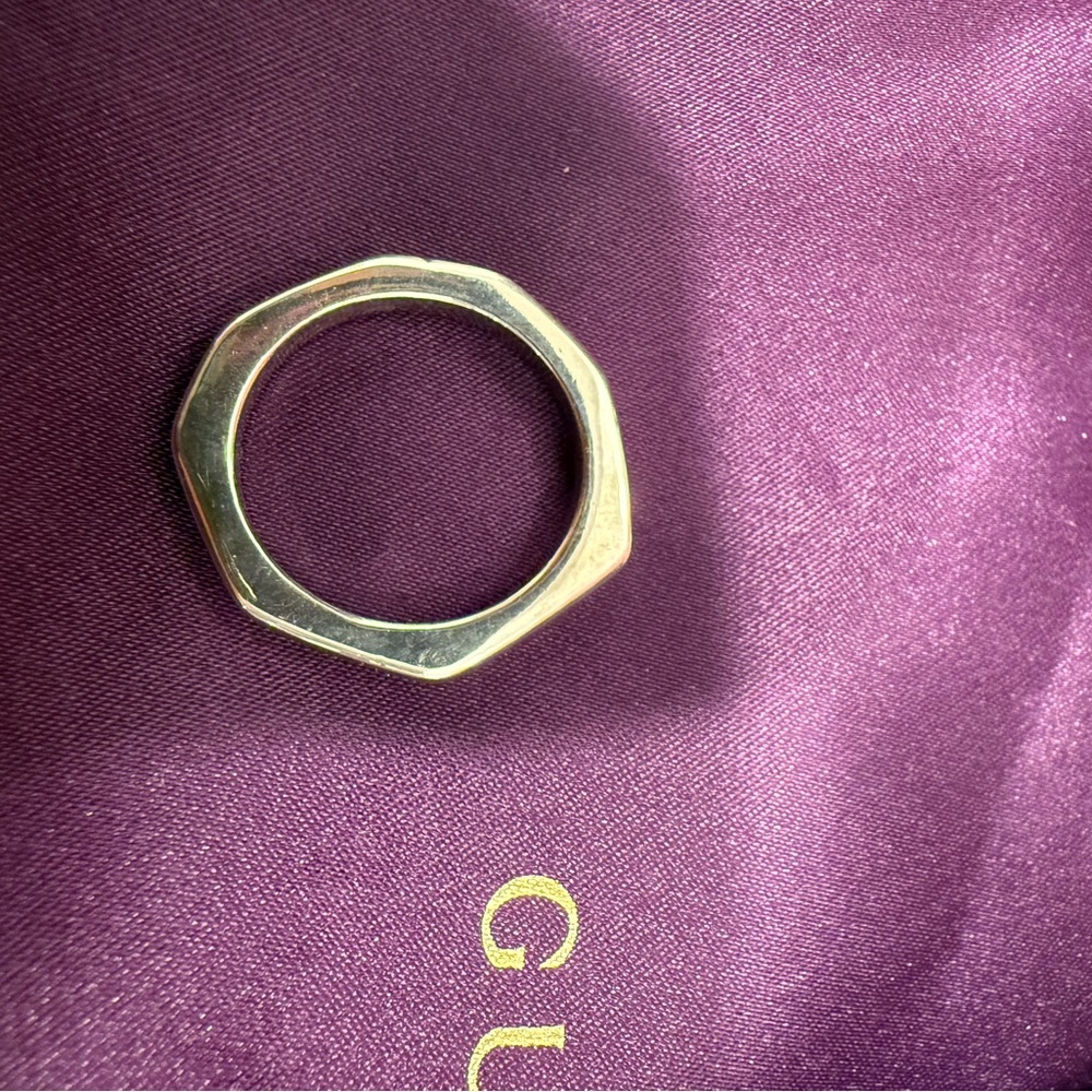 Gucci Silver Band in Purple Velvet Box - Picture 3 of 6